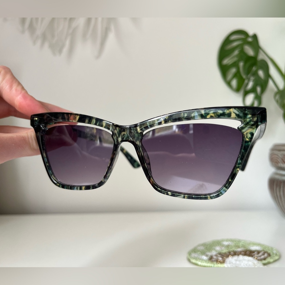 Cat Eye Marbled Green Sunglasses